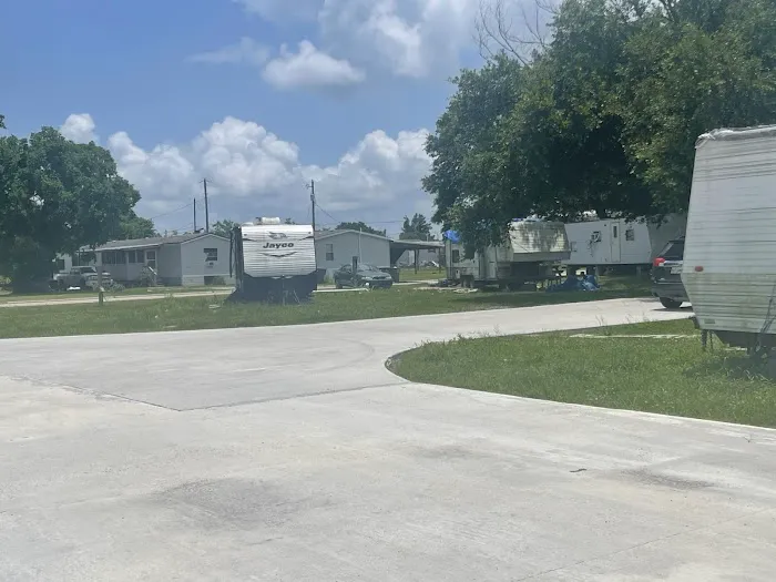 Magnolia RV Park, LLC Picture 3