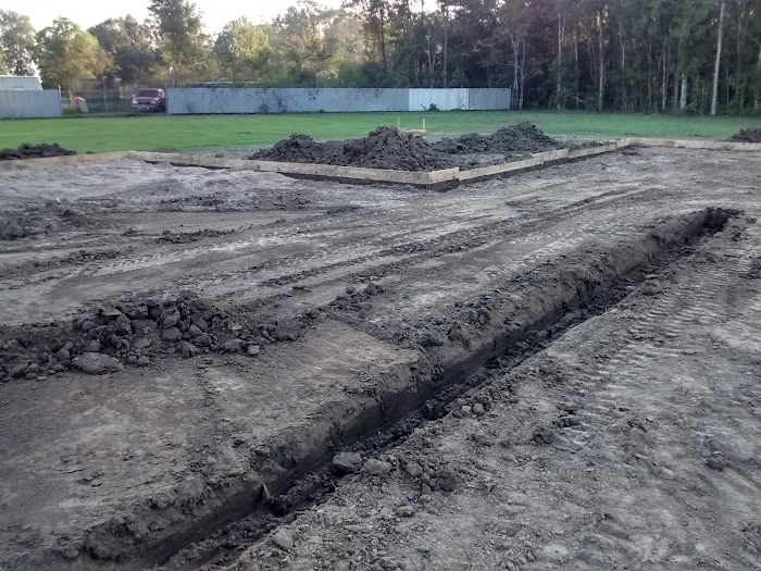 Eschetes Trailer Park Picture 1