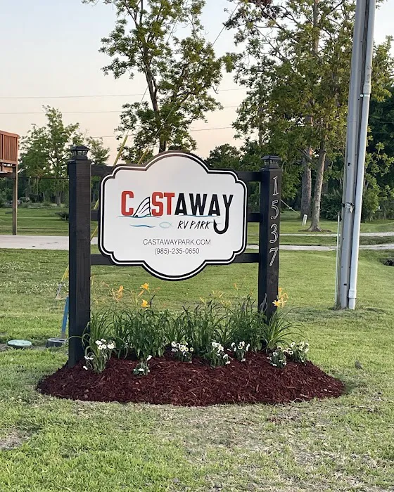 Cast Away RV Park Picture 7