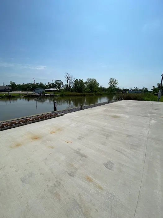 Waterfront RV Park Picture 4