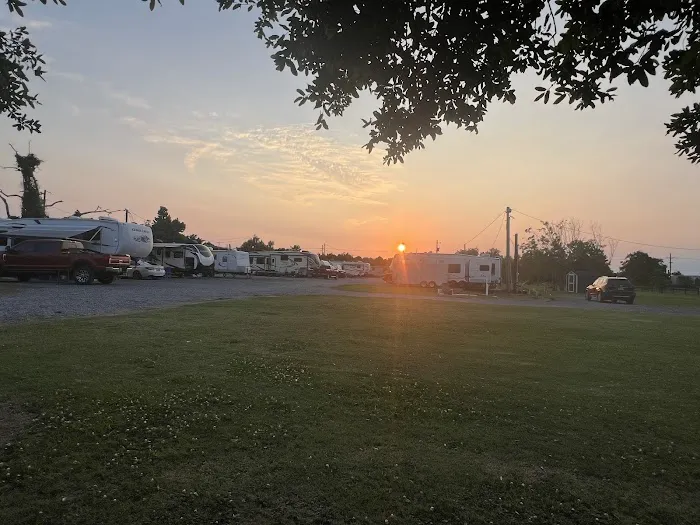 Swampman RV Paradise LLC Picture 9