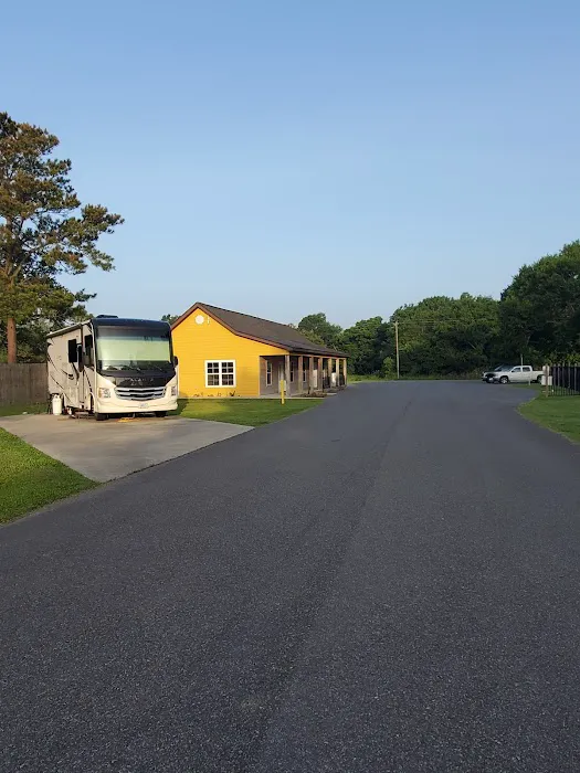 Acadian Oasis RV Park Picture 1