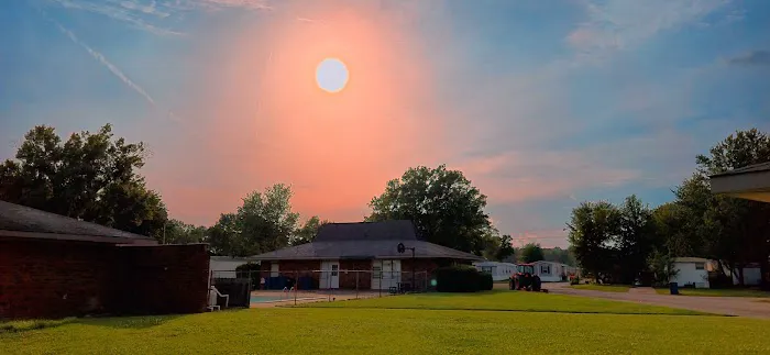 Summerwood Mobile Home Park Picture 9