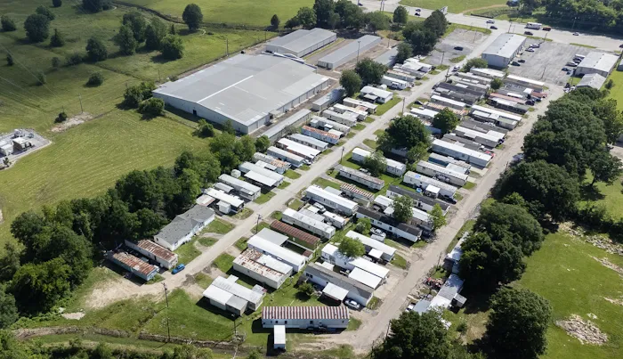 Lafayette Springs MHC Picture 1