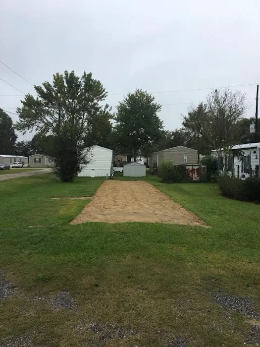 Teco's Mobile Home Community Picture 2