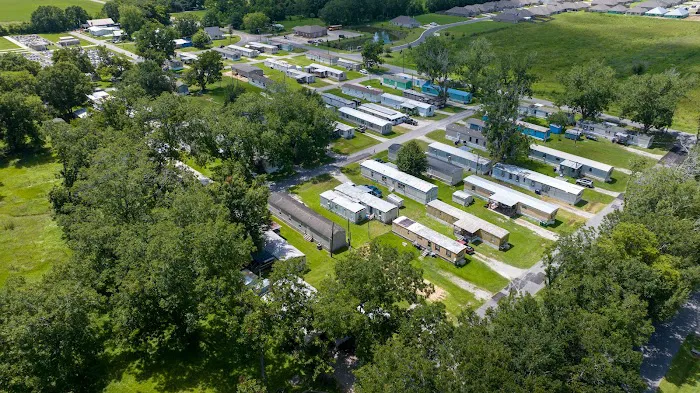 Lucky Pecan Mobile Home Park Picture 2