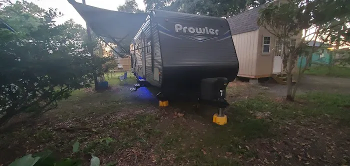 Spanish Lake RV Park Picture 8