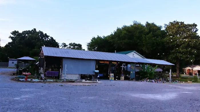 Betty's RV Park Picture 1