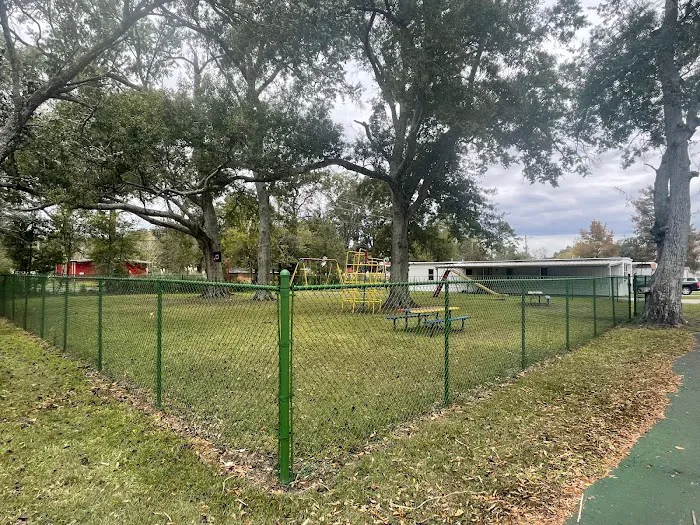 Cypress Estates Manufactured Home Community Picture 3