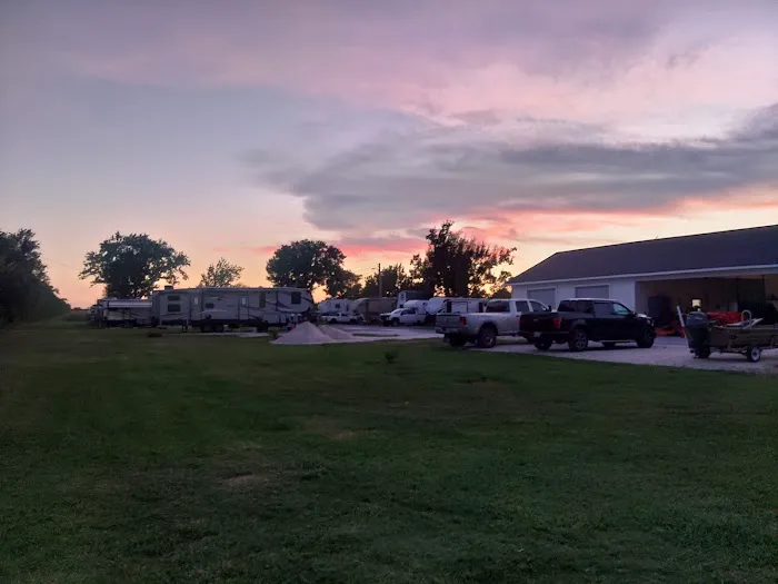 Cajun Hideaway RV Park Inc Picture 4