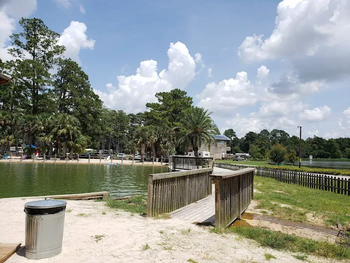 Lakeview Park & Beach Picture 7