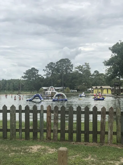 Lakeview Park & Beach Picture 9