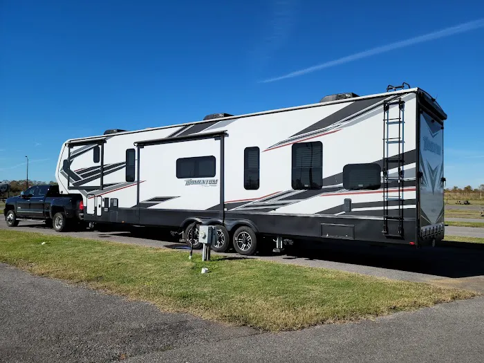 Lake Charles RV Resort by Rjourney Picture 2