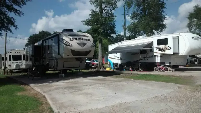 I-10 RV RESORT & Mobile Home Park Picture 8