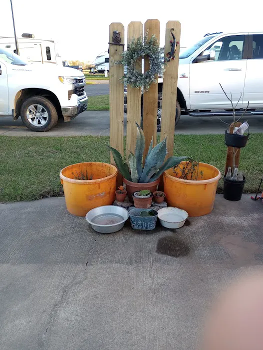 Cooling Springs RV Resort Picture 8