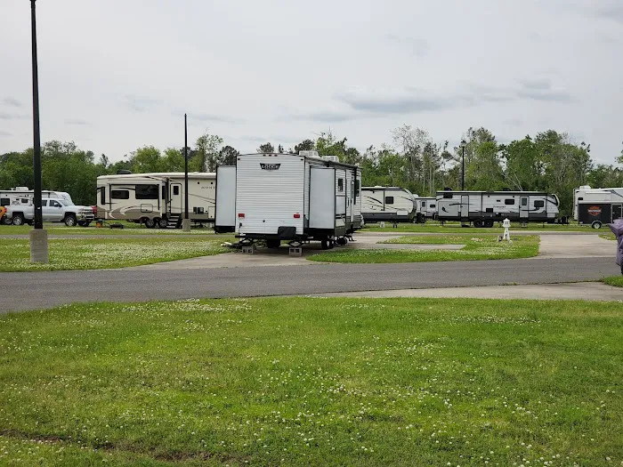 Cooling Springs RV Resort Picture 6