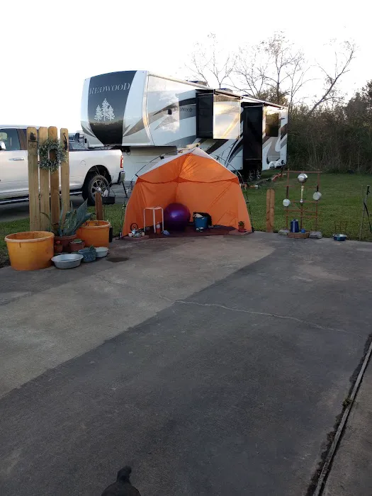 Cooling Springs RV Resort Picture 5