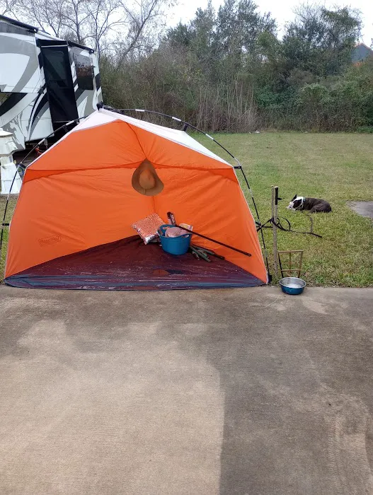 Cooling Springs RV Resort Picture 10