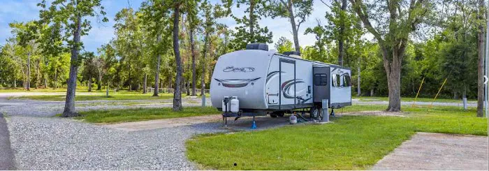 Rustic Oak RV Park Picture 4