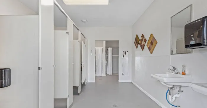 Rustic Oak RV Park Picture 7