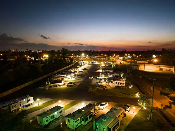 Twelve Oaks RV Park Picture 6