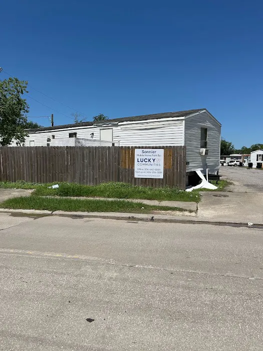 Sonnier Mobile Home Park Picture 2