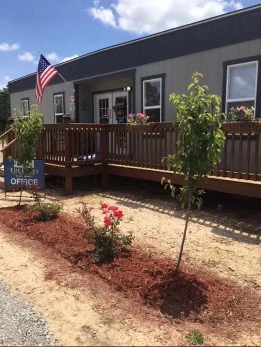 Gates at Mcneese RV Park Picture 2