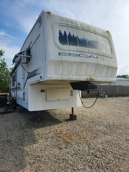 Pin Oak Community Picture 5