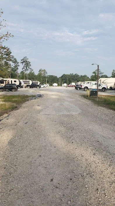 Gator RV Park Picture 10