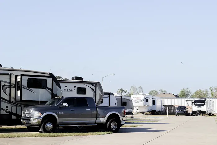 Paradise RV Park Picture 5