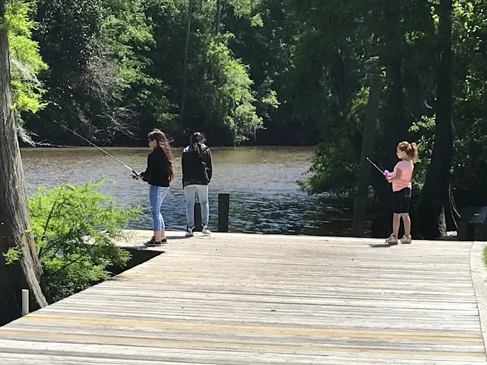 Calcasieu River RV Park Picture 6