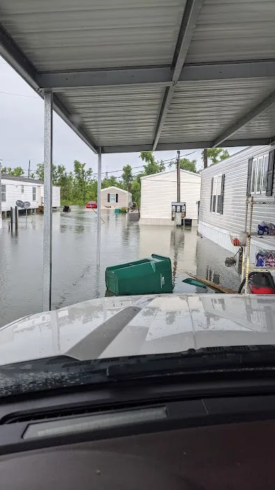 Smith Village Mobile Home & RV Park Picture 3