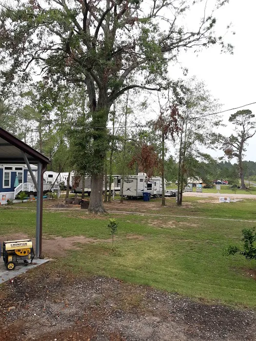 Cowboy RV Park Picture 6