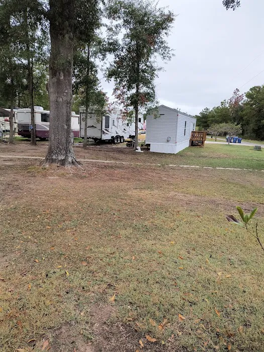 Cowboy RV Park Picture 9