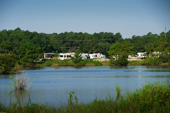 Osprey Lakes RV Park Picture 2