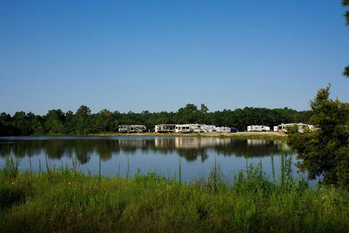 Osprey Lakes RV Park Picture 7