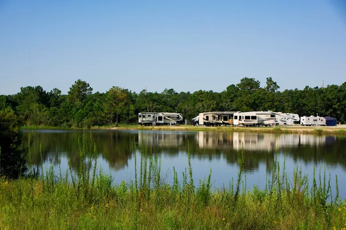 Osprey Lakes RV Park Picture 8