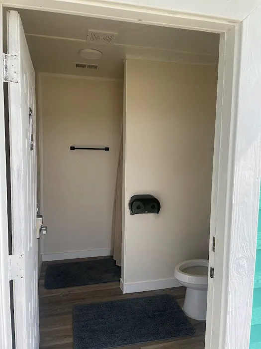 Big Lake RV Park Picture 9