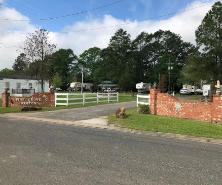Pine Grove Estates & RV Park