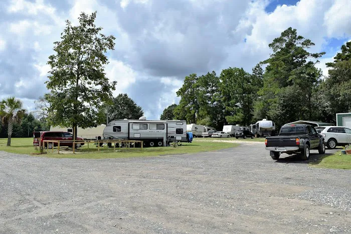 Pecan Acres RV Park Picture 2