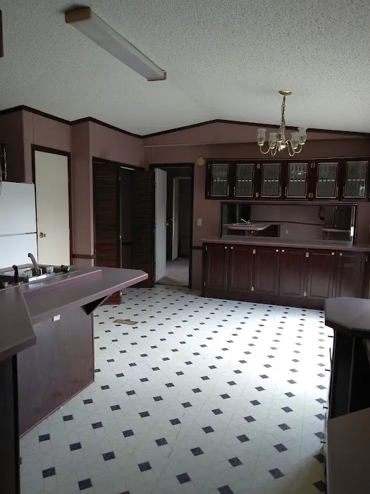 Holliday's Trailer Park and Mini Storage Picture 5