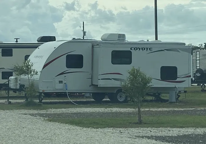 Maplewood Place RV Park Picture 4