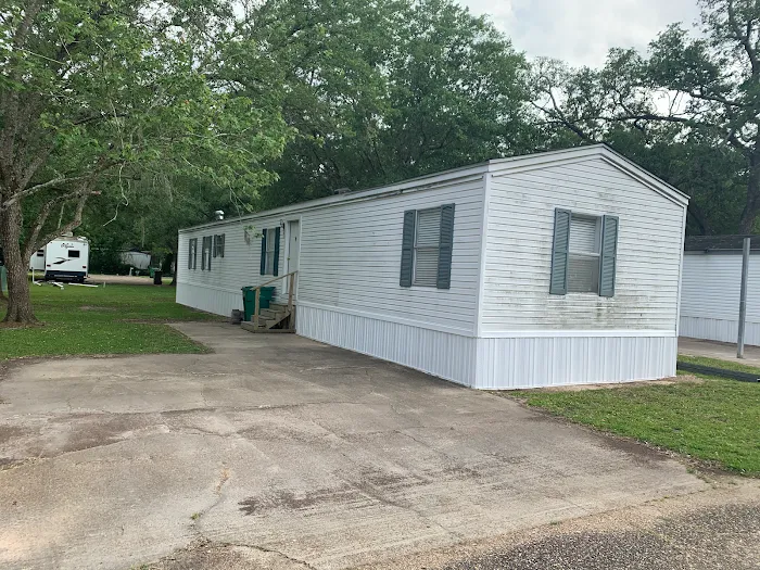 Shady Acres Mobile/ RV Park Picture 10