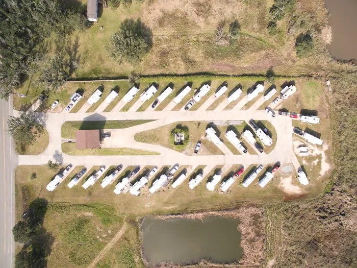 Choupique RV Park Picture 3