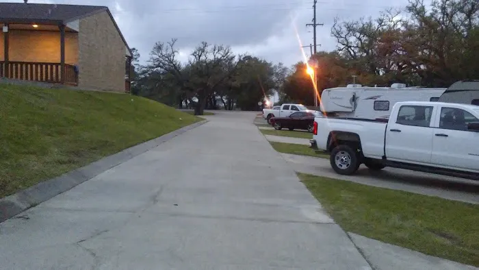 Choupique RV Park Picture 6