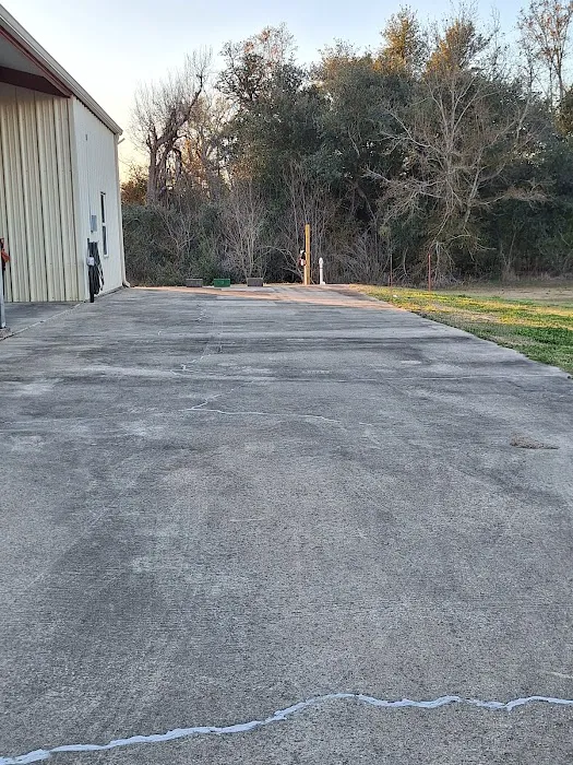 Rick's Private RV Padsite Picture 2