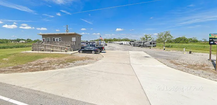 Tru Lodging RV Park Picture 2