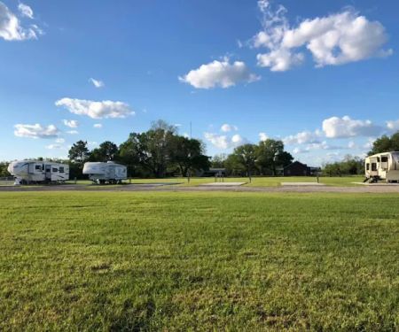 Pelican Pond RV Park