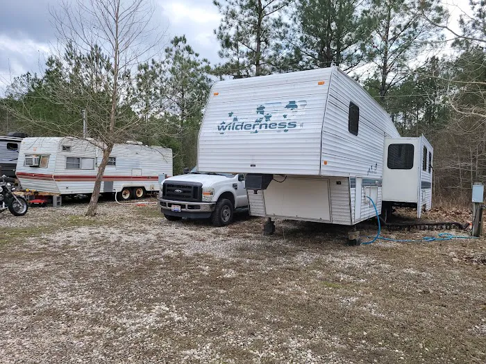 Skeeters Rv Park Picture 2