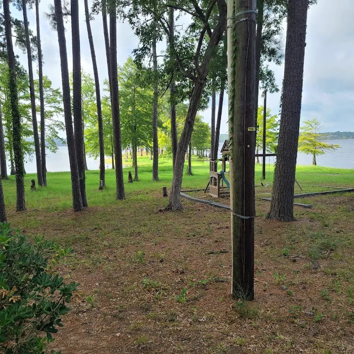 Mill Creek Bay RV Park Picture 6